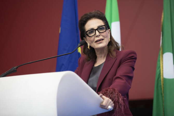 Santanchè, ancora guai per la ministra del Turismo: indagata a Milano per la bancarotta di Bioera