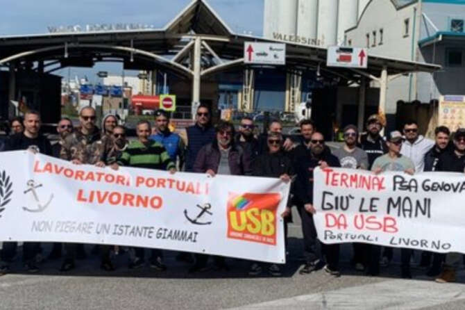 Usb portuali bloccano attracco navi con armi