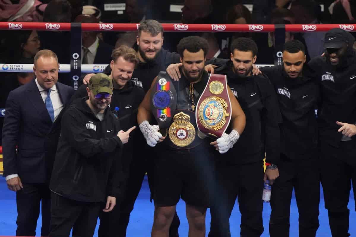 Itauma boxe Pesi massimi