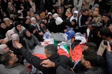 Famiglia palestinese trucidata da Israele: madre, padre e due bambini uccisi a freddo nella valle del Giordano