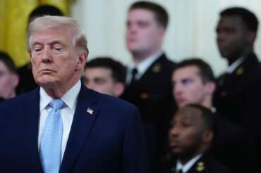 Perché Trump è perverso: Donald è il Nerone biondo che dà fuoco al mondo