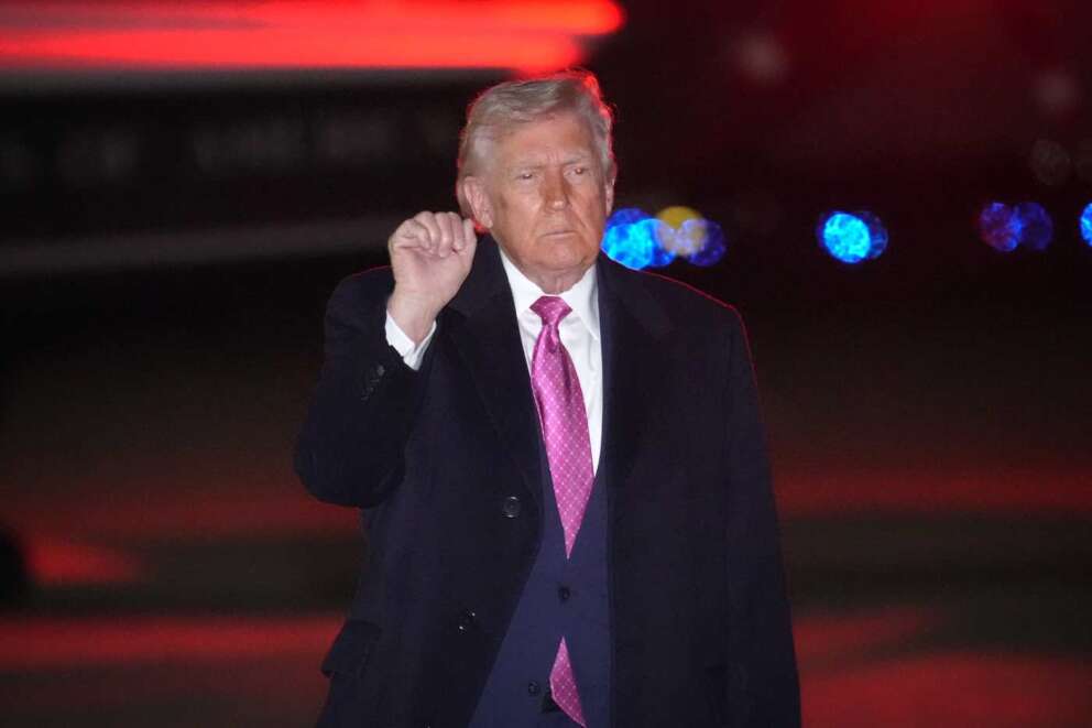 AP Photo/Mark Schiefelbein


Associated Press / LaPresse