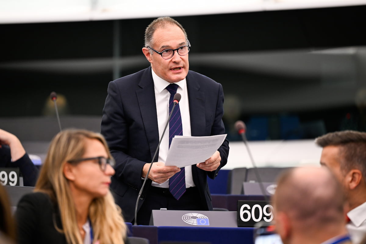 Fabrice Leggeri indagato per crimini contro l’umanità, l’ex direttore di Frontex sotto accusa per i respingimenti di migranti