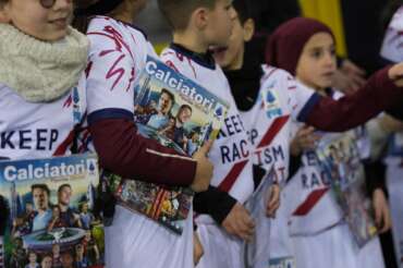 La Federcalcio rompe con Panini, stop alle loro figurine Mondiali: l’album affidato tra le polemiche agli americani di Topps