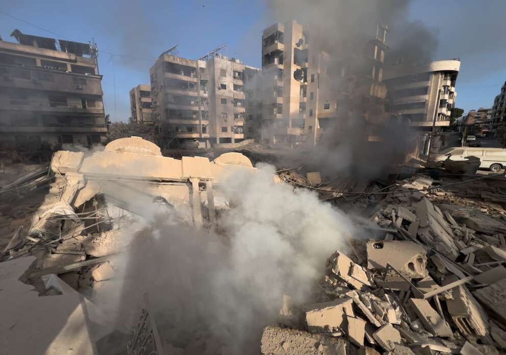 Israele sfonda in Libano, l’IDF entra nel sud del Paese contro Hezbollah: in Iran quasi 800 i morti per i bombardamenti