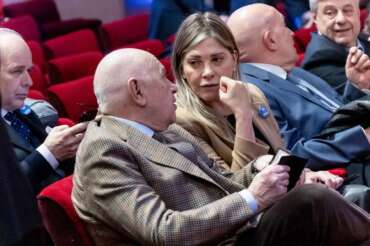 Bartolozzi getta la maschera, la fedelissima di Nordio sul referendum: “Col Sì ci togliamo di mezzo la magistratura”