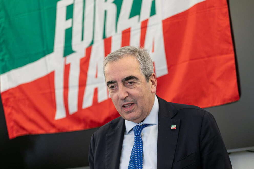 Terremoto in Forza Italia, Gasparri si dimette da capogruppo al Senato dopo il flop referendum: la “sfiducia” in una lettera