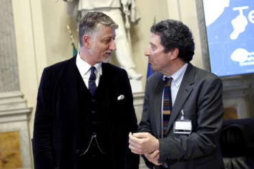 Biennale di Venezia, Giuli chiede le dimissioni della rappresentante del Ministero dal Cda: disse sì al ritorno della Russia