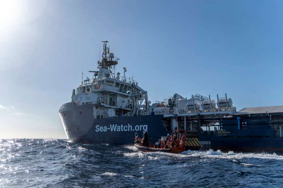 Sea Watch, altro fermo dopo il salvataggio di 93 migranti: annullato quello di Geo Barents, ma la nave non esiste più