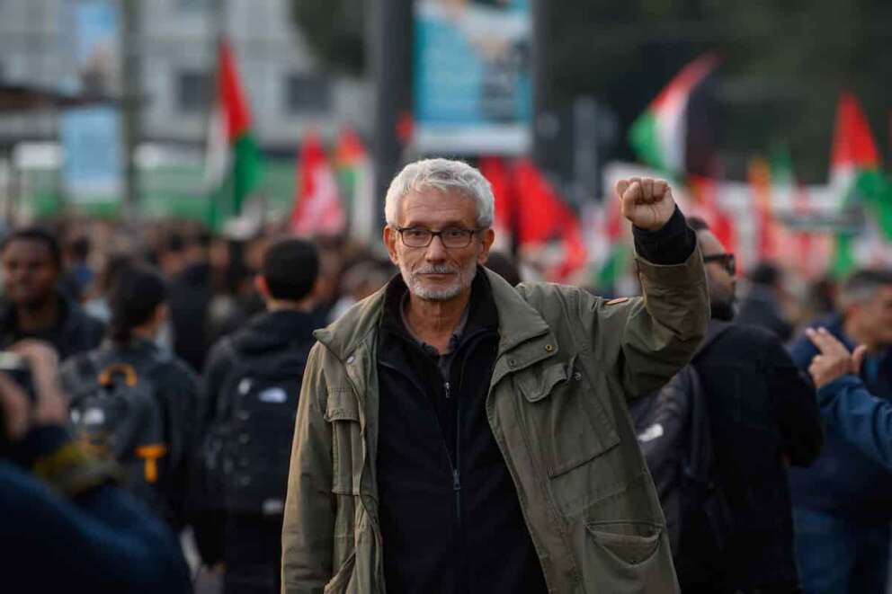 Carlo Monguzzi al Corteo dei collettivi pro Palestina in solidarietà alla Freedom Flotilla diretta a Gaza – Milano, 08 Ottobre 2025 (Foto Claudio Furlan/Lapresse) Pro-Palestine collective march in solidarity with the Freedom Flotilla – Milan, 8 October 2025 (Photo Claudio Furlan/Lapresse)