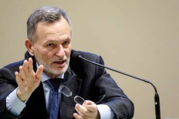 FdI contro l’opposizione: “Non può fare ostruzionismo…”