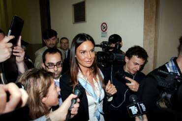Giusta la grazia a Nicole Minetti, ma pullulano i procuratori generali da ballatoio per i processi sommari