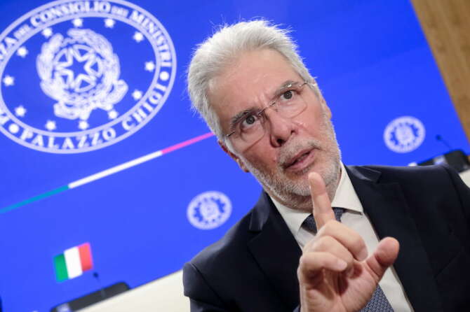 L’Istat risponde agli attacchi di Meloni sulla procedura di infrazione Ue: “Su deficit non bastava il 2,99%, siamo autonomi”