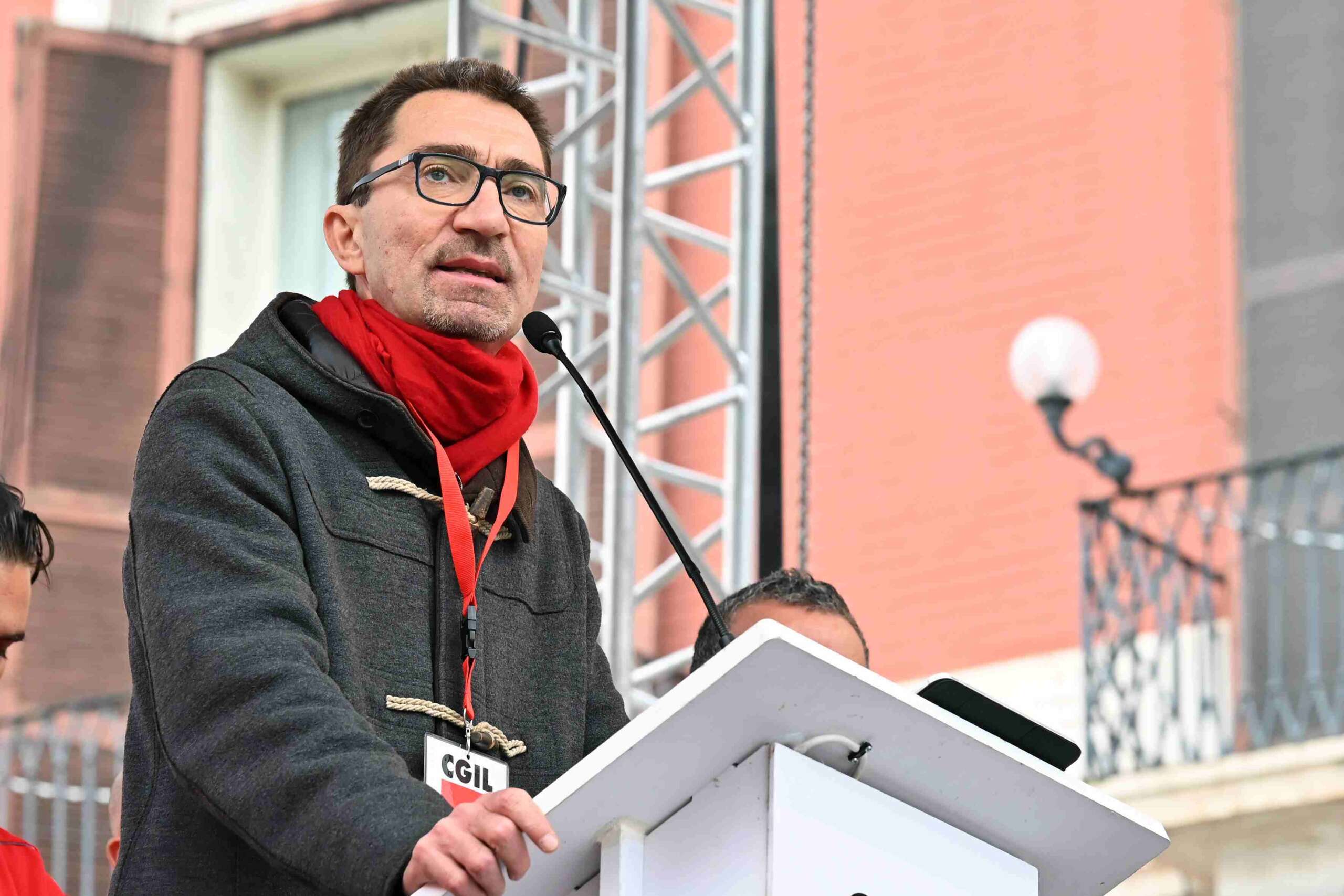 “Pace, lavoro, democrazia: la spalla alla destra la daranno i giovani”, intervista a Christian Ferrari