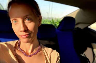 Libera la giornalista Usa Shelley Kittleson, rapita in Iraq da una milizia sciita legata a Teheran: “Ora lasci il Paese”