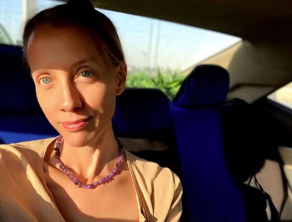 Shelly Kittleson, la giornalista Usa rapita a Baghdad: il blitz di una milizia filo-Iran e il giallo sulla liberazione della reporter