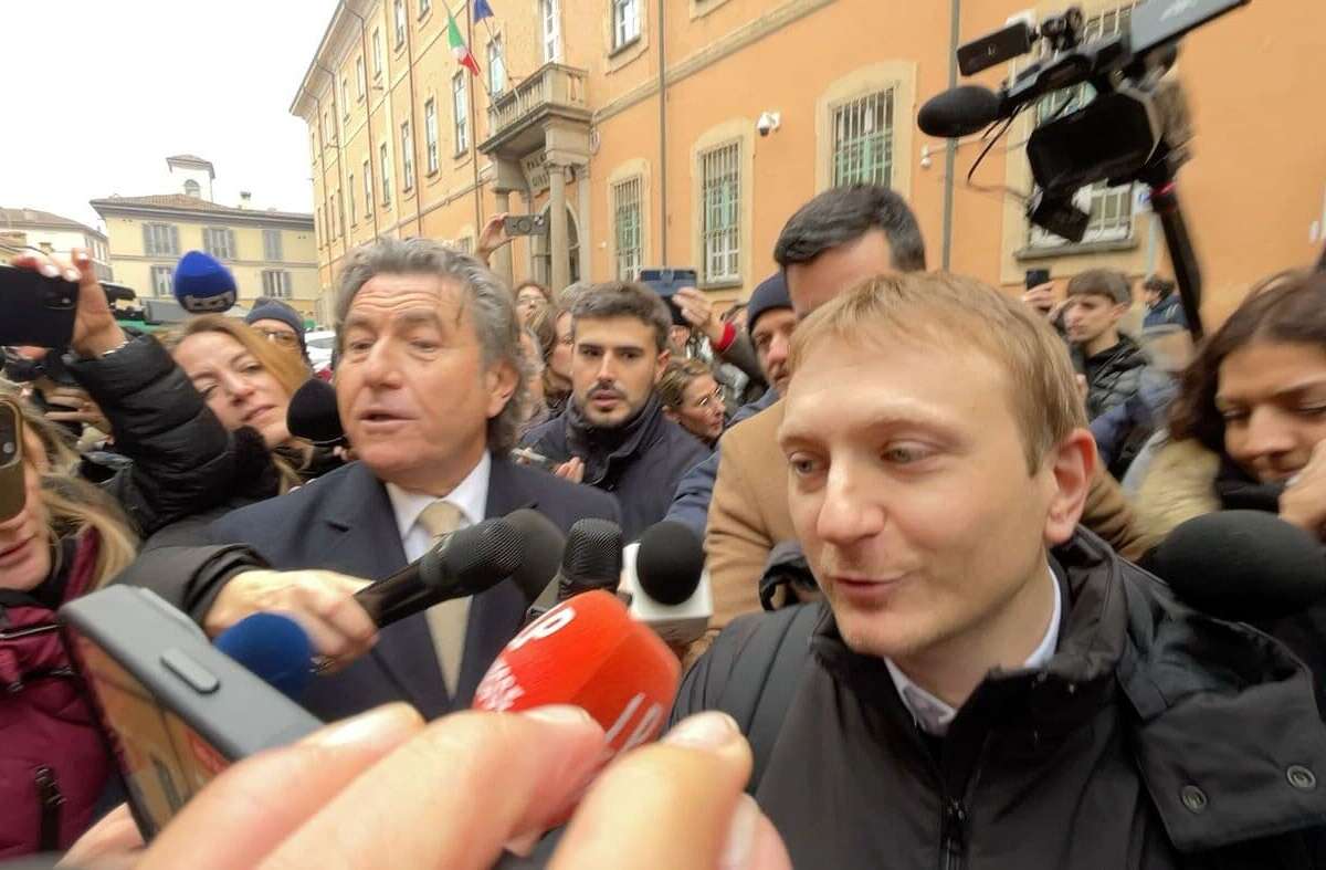 Stasi è innocente ma deve restare in prigione: non è solo uno caso giudiziario, è uno scandalo politico