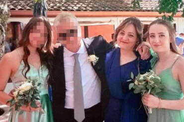 Madre e figlia avvelenate con la ricina, sequestrato il telefono della primogenita Alice: nel mirino chat e note sui pasti