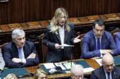 Meloni blinda il governo, nessuna autocritica su Trump e giustizia: “Niente dimissioni o rimpasto, vi sfido su vera politica”