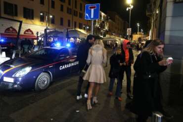 Escort di lusso nei locali della movida di Milano, tra i clienti vip e calciatori di Serie A: quattro gli arresti