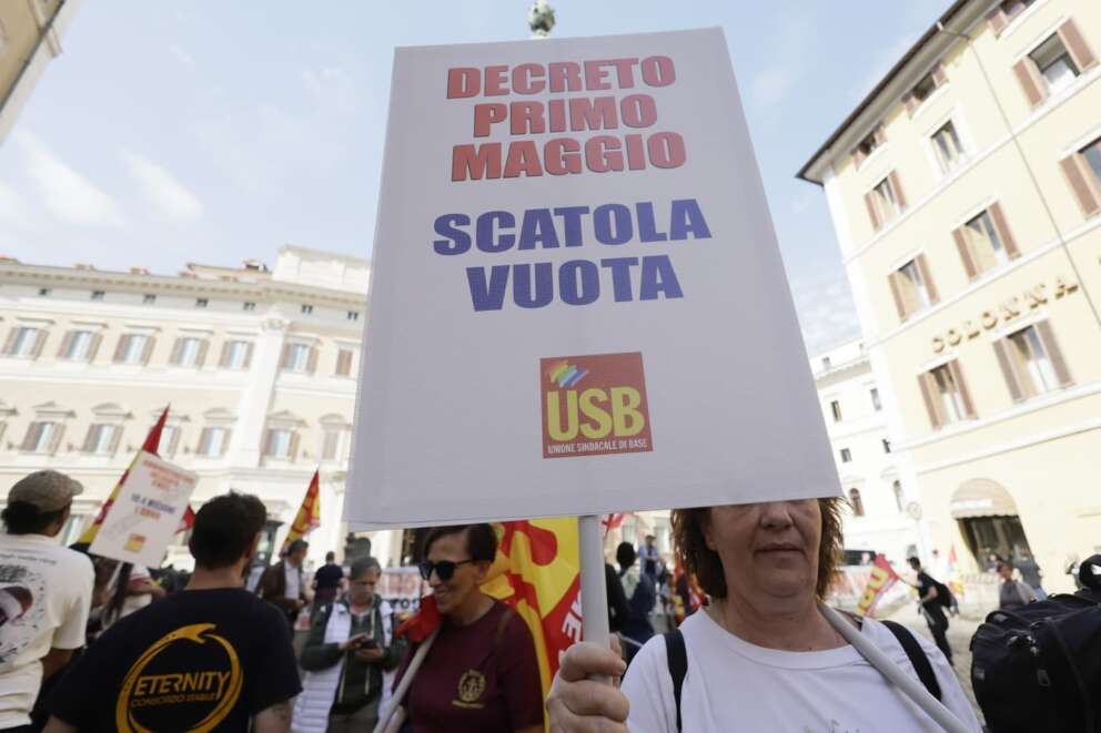 Primo Maggio, festa che delinea il confine tra civiltà e barbarie: il governo Meloni ignora l’emergenza lavoro povero