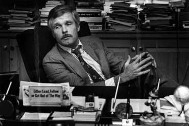 FILE – Ted Turner is seen at his desk inside the CNN Center in 1982. (Nancy Mangiafico/Atlanta Journal-Constitution via AP, File) Associate Press/ LaPresse Only Italy and Spain Associate Press/ LaPresse Only Italy and Spain