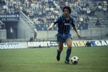 È morto Evaristo Beccalossi, addio al fantasista e bandiera dell’Inter: quando sbagliò 2 rigori in una partita e l’amicizia con Franco Califano