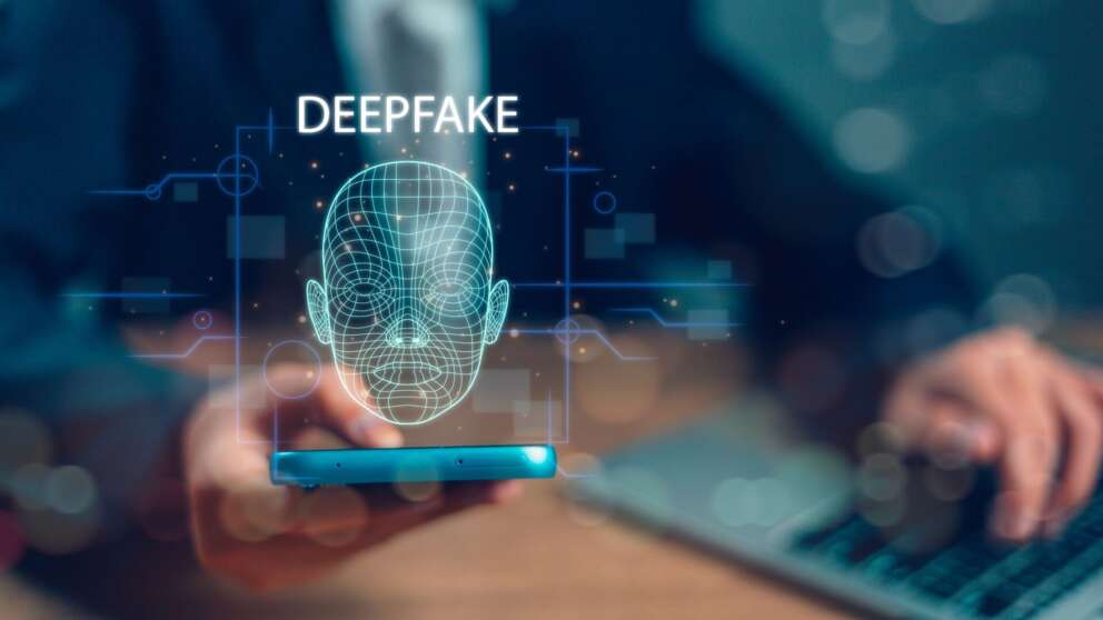 Intelligenza artificiale e truffe finanziarie, il boom mondiale (anche in Italia) e l’esempio dall’alto grazie al clan Trump