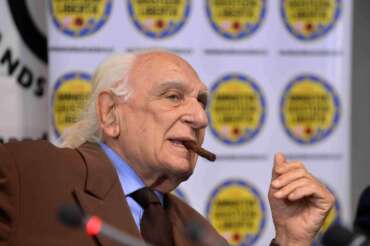 Un busto di Marco Pannella alla Camera per ricordare uno dei maggiori leader politici del dopoguerra