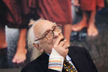 Chi era Marco Pannella, icona della nonviolenza con Gandhi e Martin Luther King