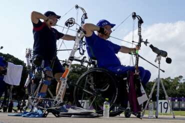 Matteo Bonacina arrestato, il campione paralimpico di tiro con l’arco ai domiciliari per abusi su altre atlete