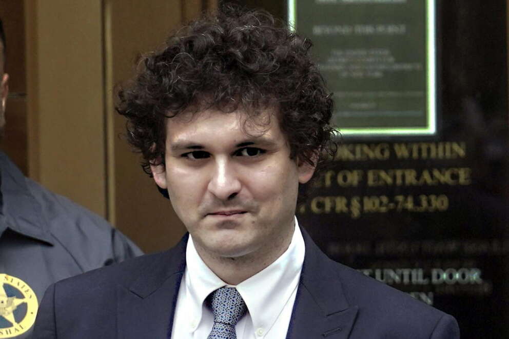 Bankman-Fried, ex re delle criptovalute, vuole la grazia presidenziale di Trump: sta scontando 25 anni in carcere per frode