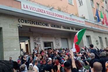 Assalto alla CGIL, spariti i filmati degli agenti infiltrati: il giallo dei militari nella sede del sindacato