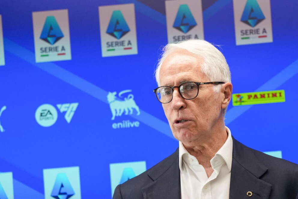 Malagò eletto presidente della Figc, il 68% dei voti per l’ex Coni: “Non sono un Papa nero, con voi posso fare tutto”