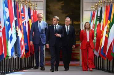 Meloni diserta l’atteso vertice Ue-Balcani in Montenegro, era alla presentazione di un francobollo