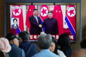 Xi Jinping in Corea del Nord, il leader cinese a Pyongyang per rinsaldare l’asse e mostrare la “potenza” di Pechino