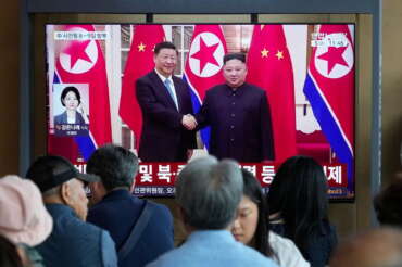 Xi Jinping in Corea del Nord, il leader cinese a Pyongyang per rinsaldare l’asse e mostrare la “potenza” di Pechino