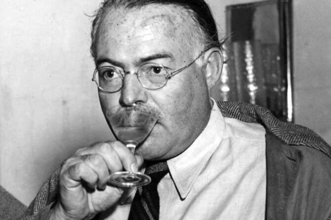 Fiesta, il romanzo politico che demolisce la società borghese di Ernest Hemingway compie 100 anni