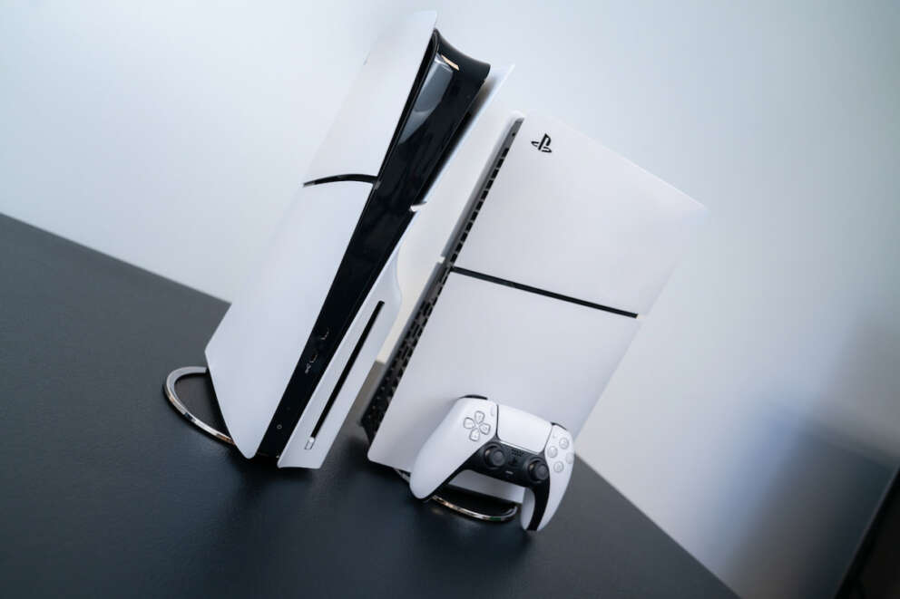 Playstation, addio videogiochi col disco: dal 2028 solo formato digitale, è un colpo ai diritti dei consumatori