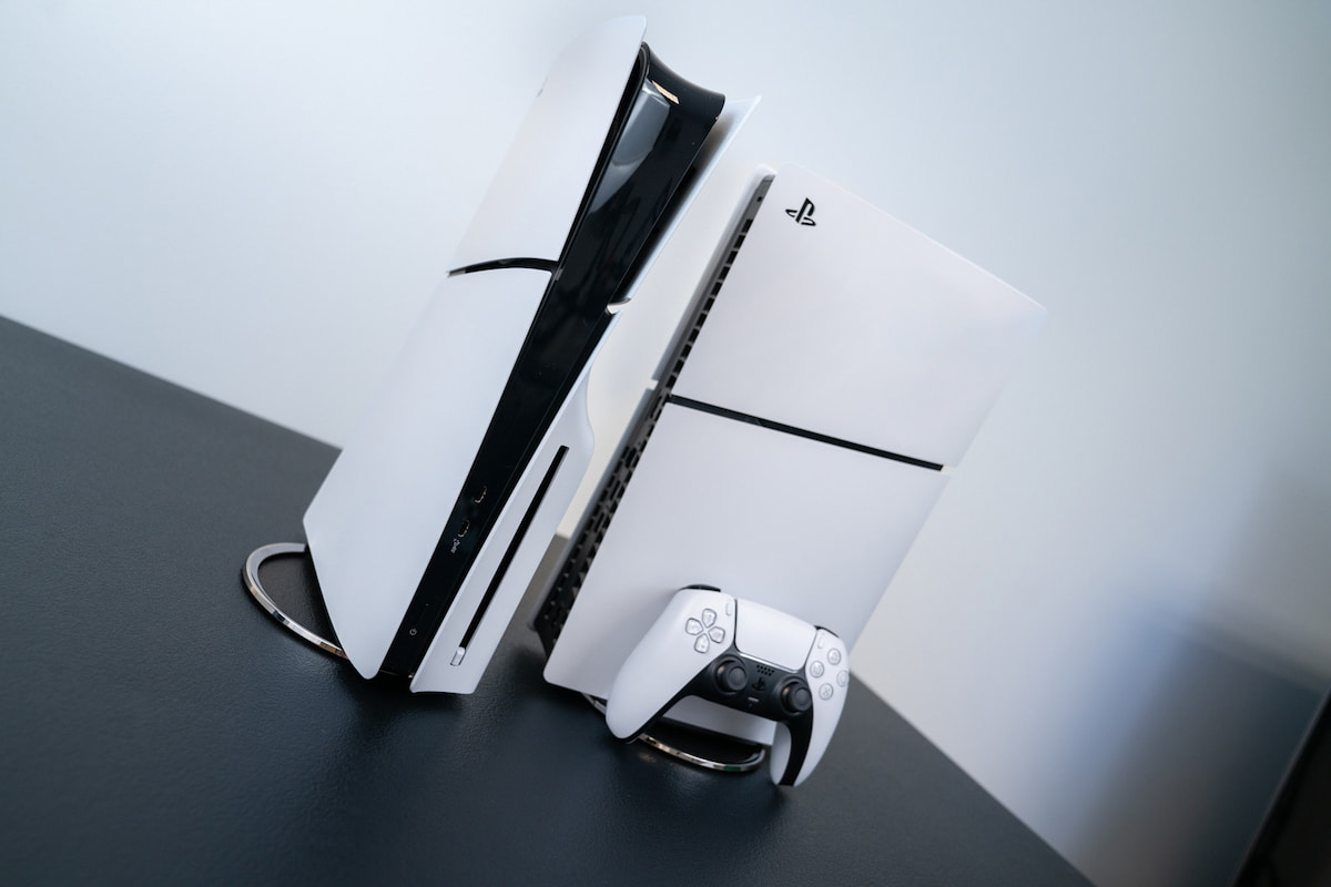 Playstation, addio videogiochi col disco: dal 2028 solo formato digitale, è un colpo ai diritti dei consumatori